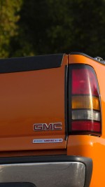 2005 GMC Sierra 2500 HD 8100 - 129k mile