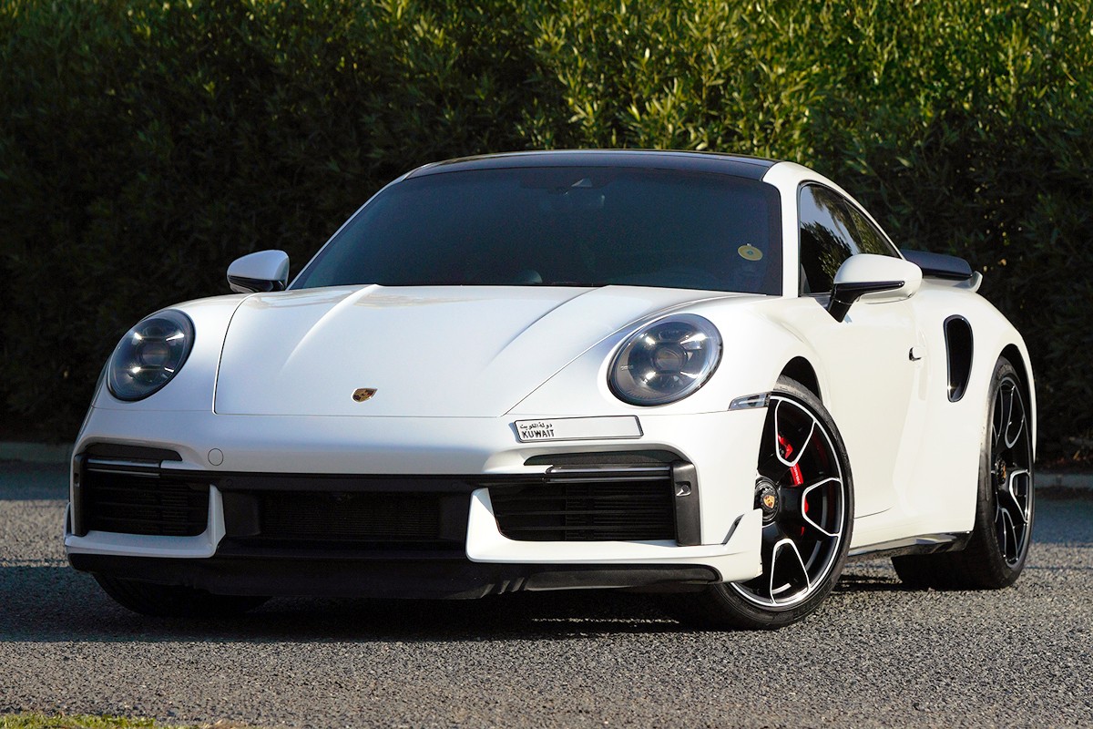 2023 Porsche 911 Turbo Coupe - 25k km