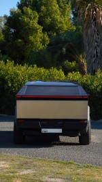 2024 Tesla Cybertruck Foundation Series - 2,669 km