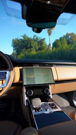 2023 Range Rover HSE Belgravia Green - 17k km