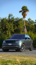 2023 Range Rover HSE Belgravia Green - 17k km