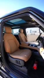 2025 Land Rover Defender 90 HSE X-Dynamic - 86 km only