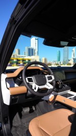2025 Land Rover Defender 90 HSE X-Dynamic - 86 km only