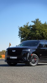 2023 Cadillac Escalade-V - 33k km
