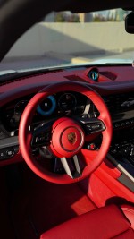 2025 Porsche 911 Carrera Coupe - 332 km only