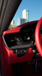 2025 Porsche 911 Carrera Coupe - 332 km only