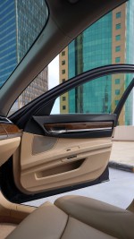 2012 BMW 740Li - 107k km
