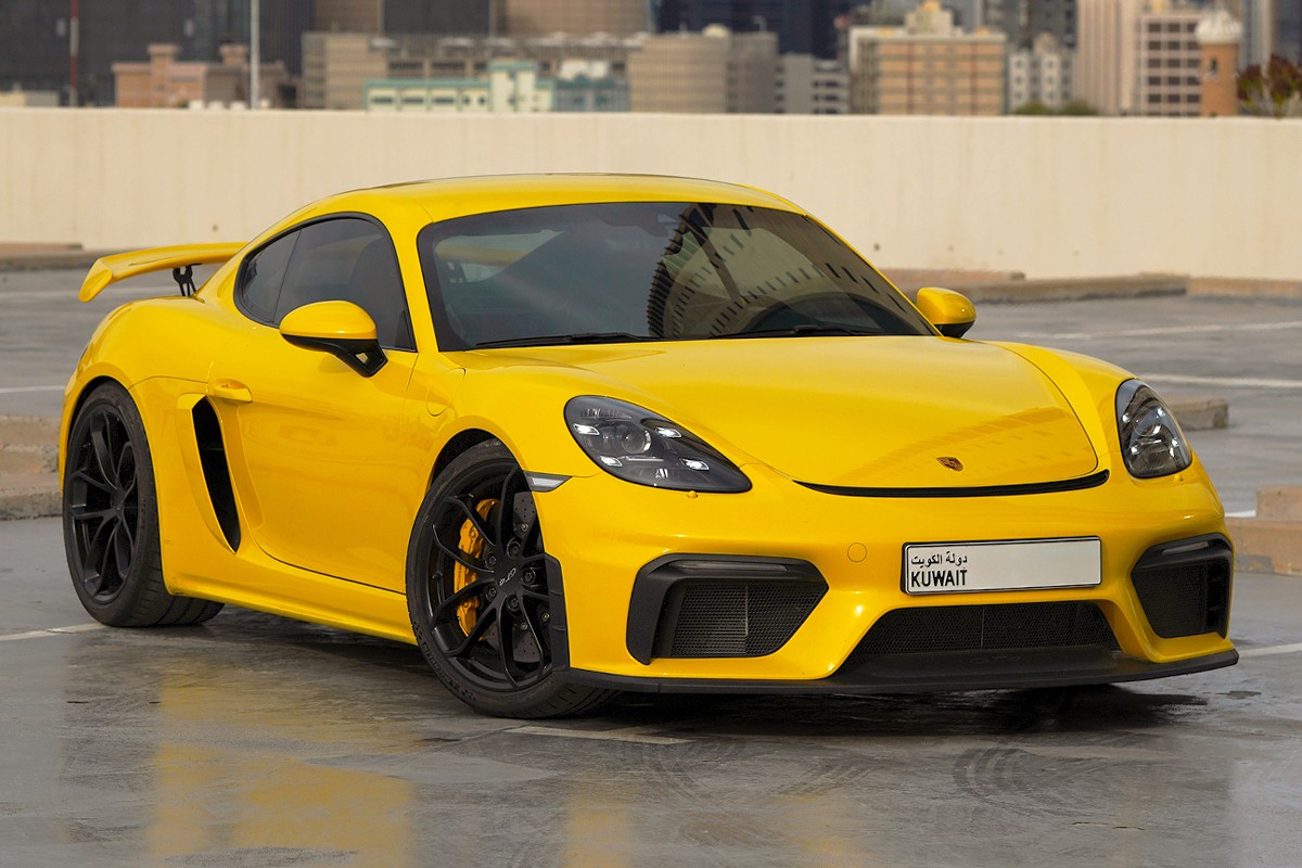 2021 Porsche 718 Cayman GT4 - 12k km