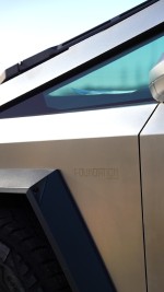 2024 Tesla Cybertruck Foundation Series - 243 km only