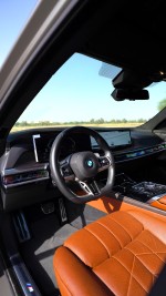 2023 BMW 740i M Sport - 52k km