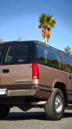 1994 Chevrolet Suburban 2500 SLE - 81k km