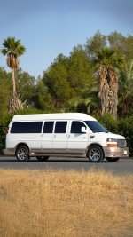 2014 GMC Savana 2500 Starcraft - 38k km