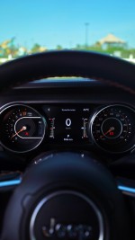 2023 Jeep Gladiator Sand Runner - 5,866 km only