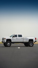 2015 GMC Sierra 3500 HD Dually - 139k km