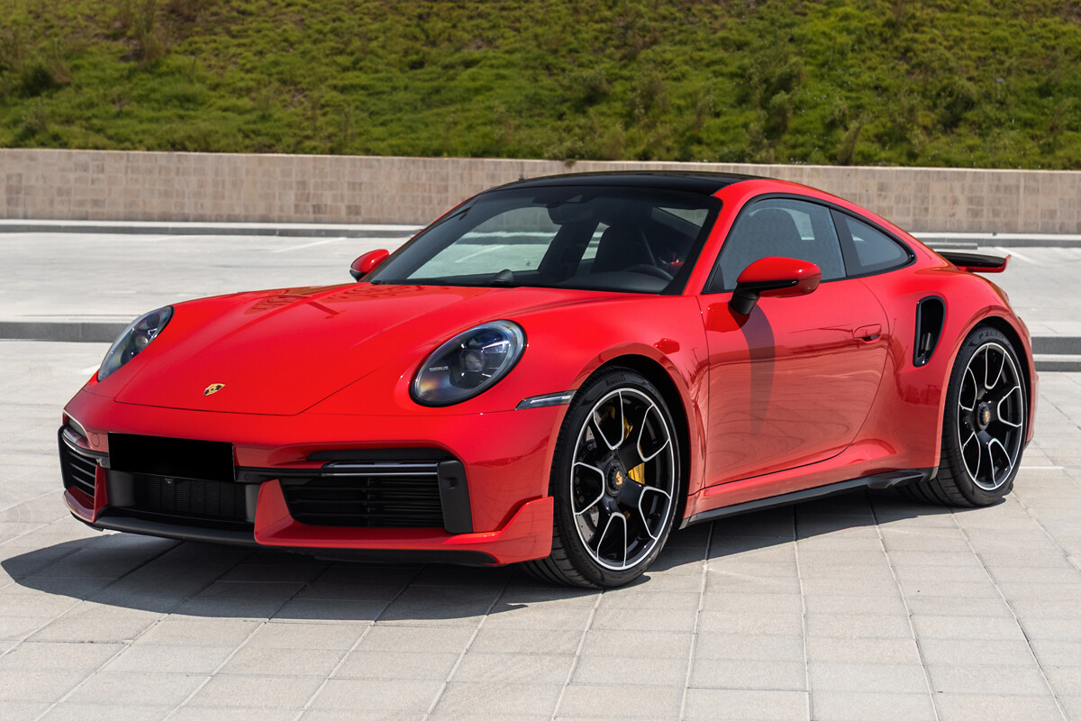 2023 Porsche 911 Turbo S Coupe - 18k km