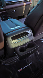 2023 Cadillac Escalade Premium Luxury Platinum - 28k km