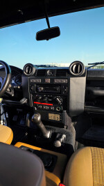 2015 Land Rover Defender 130 Pickup - 130k km