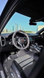 Porsche Cayenne Lightweight Sport Carbon Fiber - 100k km