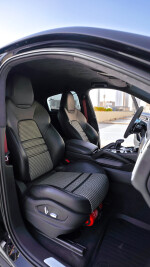 Porsche Cayenne Lightweight Sport Carbon Fiber - 100k km