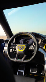 2022 Lamborghini Urus - 18k km