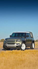2022 Land Rover Defender 110 SE - 76k km