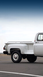 1987 GMC Sierra Classic 2500 - fully restored