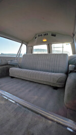 1991 Chevrolet Suburban 2500 SLE - 169k km