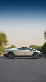 2024 Tesla Cybertruck Foundation Series - 20k km