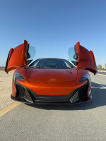 2016 McLaren 650S - 69k km