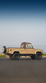 1999 Land Rover Defender 110 Pickup Soft Top - 74k km