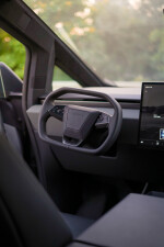 2025 Tesla Cybertruck Foundation Series - 1,100 km only