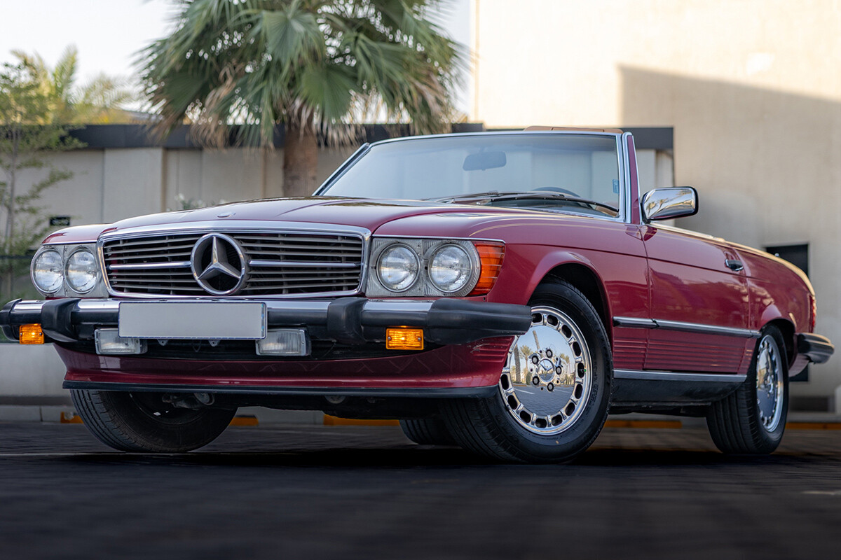 1989 Mercedes-Benz SL 560 - 61k mile