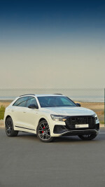 2023 Audi Q8 S line quattro - 24k km