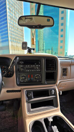 2004 Chevrolet Suburban 2500 Quadrasteer - 161k km