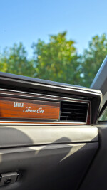 1988 Lincoln Town Car Signature Series - 86k mile