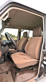 2024 Toyota Land Cruiser LC76 Pickup - 42k km