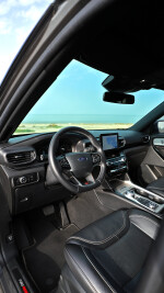 2023 Ford Explorer ST - 35k km