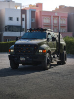 2008 Ford F-650 Super Duty - 35k mile
