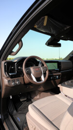 2026 GMC Sierra SLE 2500 HD - 4,266 km
