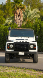 2015 Land Rover Defender 130 Pickup - 42k km