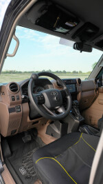 2024 Toyota Land Cruiser LC76 Pickup - 48k km