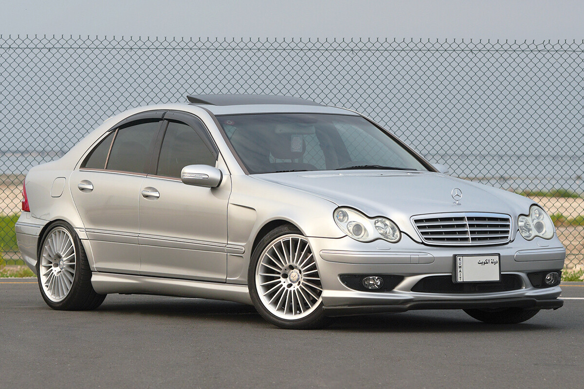 2002 Mercedes-Benz C320 - 97k km
