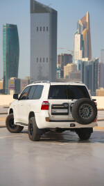 2013 Toyota Land Cruiser DLX - 277k km