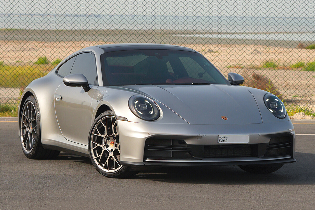 2025 Porsche 911 Carrera Coupe - 20k km