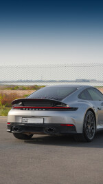 2025 Porsche 911 Carrera Coupe - 20k km