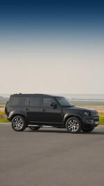 2025 Land Rover Defender 110 X-Dynamic HSE - 17k km